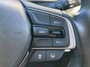 【 ステアリングスイッチ 】手元のスイッチでナビ操作が可能です!!非常に便利な機能です。取り付けのナビによってはオプション設定となっております!詳しくはスタッフまで♪