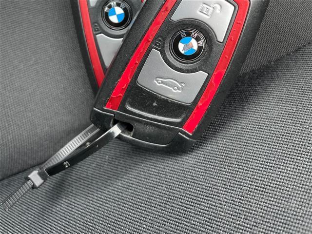 ３２０ｉ　・純正ナビ　ＣＤ＆ＤＶＤ＆ＡＵＸ＆ＡＭ＆ＦＭ・バックカメラ・オートエアコン・ＭＴ付きＡＴ・パドルシフト・プッシュスタート・スマートキー・アイドリングストップ・電格ミラー・ＥＴＣ・クルーズコントロール(41枚目)