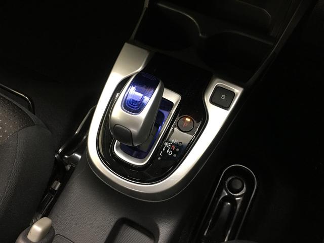 Fパッケージ 純正インターナビ CD FM AM iPod Bluetooth ワンセグTV バックカメラ シティブレーキアクティブシステム プッシュスタート スマートキー ステアリングスイッチ ETC(7枚目)