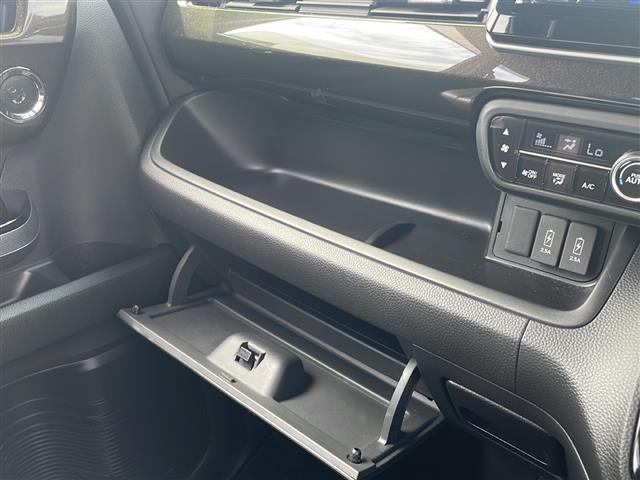 Ｎ－ＢＯＸ Ｇ・Ｌターボホンダセンシング　社外メモリナビ　両側パワースライドドア　ホンダセンシング　後席モニター　バックカメラ　フルセグ　レーダークルーズコントロール　ＬＥＤヘッドライト　パドルシフト　ビルトインＥＴＣ　前席シートヒーター（24枚目）