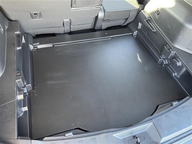 エクストレイル ２０Ｘｉ　純正９インチナビ　アラウンドビューモニター　禁煙車　ＥＴＣ　プロパイロット　エマージェンシーブレーキ　パワーバックドア　ＬＥＤヘッドライト　全席シートヒーター　プッシュスタート　デジタルインナーミラー（26枚目）