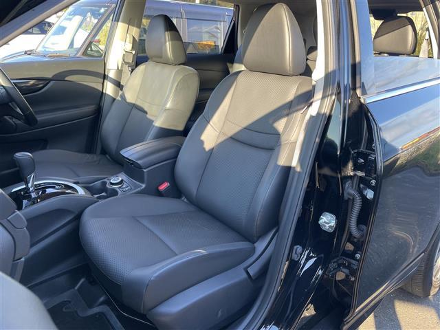 エクストレイル ２０Ｘｉ　純正９インチナビ　アラウンドビューモニター　禁煙車　ＥＴＣ　プロパイロット　エマージェンシーブレーキ　パワーバックドア　ＬＥＤヘッドライト　全席シートヒーター　プッシュスタート　デジタルインナーミラー（29枚目）