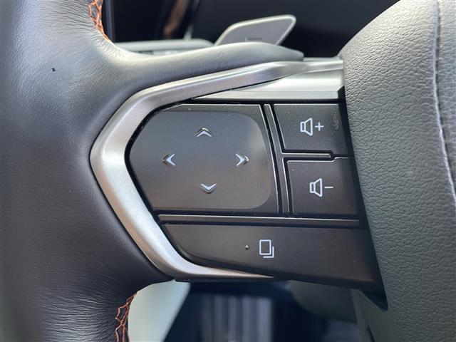 NX NX350h バージョンL サンルーフ 全方位カメラ 純正14型ナビ ワンオーナー 禁煙車 本革シート ETC2.0 置くだけ充電 全席シートヒーター ベンチレーションシート 純正20インチホイール パワーバックドア ドラレコ(6枚目)