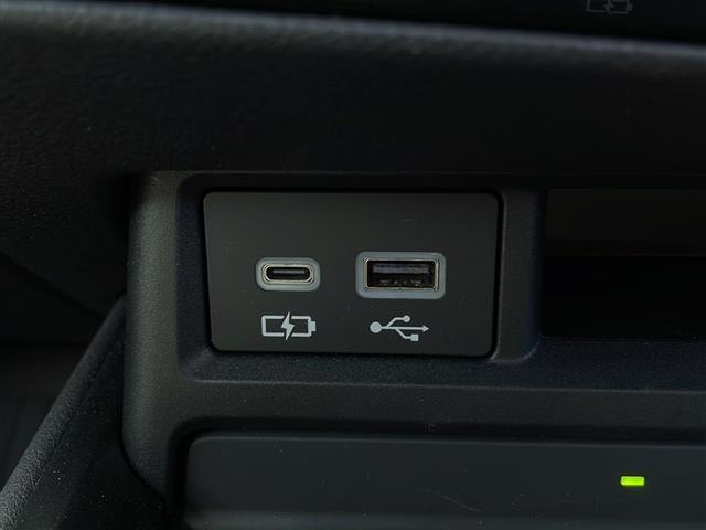 NX NX350h バージョンL サンルーフ 全方位カメラ 純正14型ナビ ワンオーナー 禁煙車 本革シート ETC2.0 置くだけ充電 全席シートヒーター ベンチレーションシート 純正20インチホイール パワーバックドア ドラレコ(14枚目)