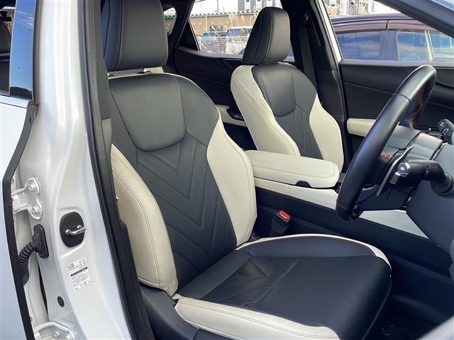 NX NX350h バージョンL サンルーフ 全方位カメラ 純正14型ナビ ワンオーナー 禁煙車 本革シート ETC2.0 置くだけ充電 全席シートヒーター ベンチレーションシート 純正20インチホイール パワーバックドア ドラレコ(27枚目)