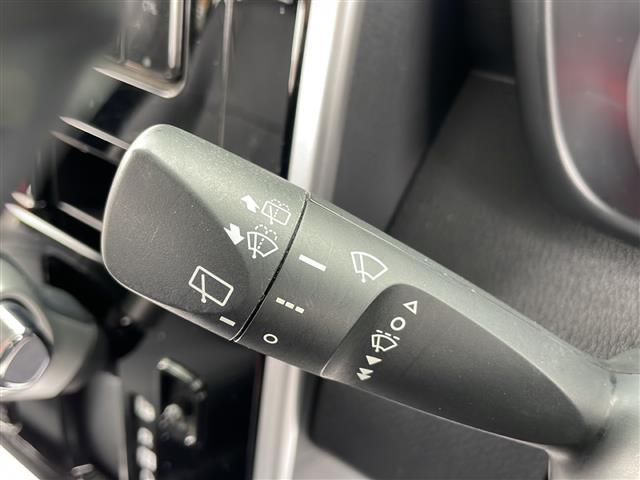 タンク カスタムG S スマアシII 純正ナビ バックカメラ 革調シートカバー 両側パワスラ LEDヘッドライト LEDフォグランプ オートライト ETC2.0 スマートキー(13枚目)