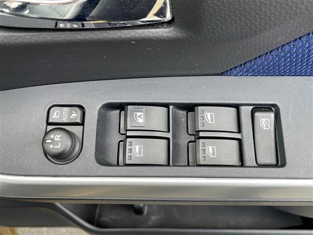 タンク カスタムG S スマアシII 純正ナビ バックカメラ 革調シートカバー 両側パワスラ LEDヘッドライト LEDフォグランプ オートライト ETC2.0 スマートキー(21枚目)