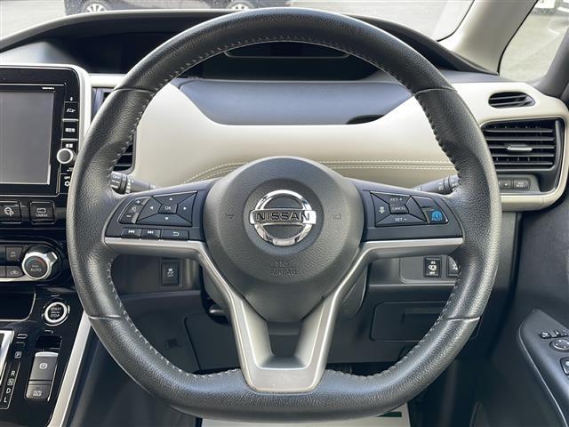 セレナ ハイウェイスター 純正9インチナビ 純正フリップダウンモニター プロパイロット デジタルインナーミラー アラウンドビューモニター パーキングアシスト ETC LEDヘッドライト(5枚目)