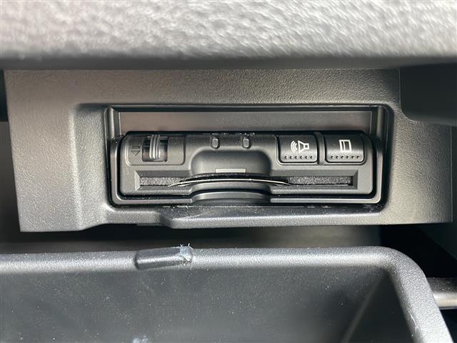 セレナ ハイウェイスター 純正9インチナビ 純正フリップダウンモニター プロパイロット デジタルインナーミラー アラウンドビューモニター パーキングアシスト ETC LEDヘッドライト(12枚目)