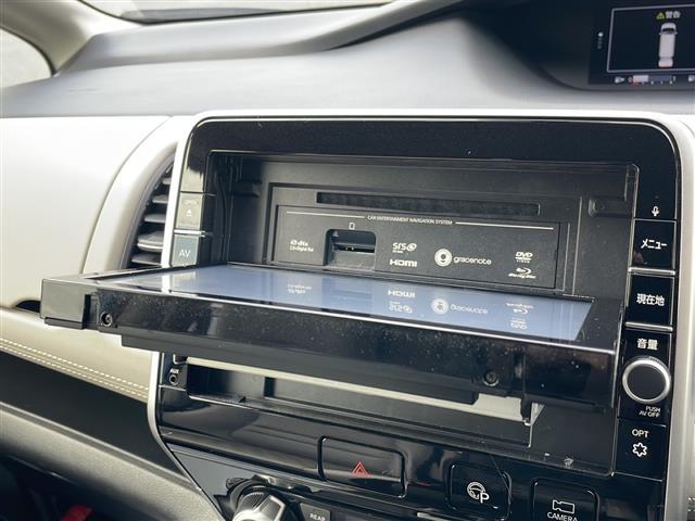 セレナ ハイウェイスター 純正9インチナビ 純正フリップダウンモニター プロパイロット デジタルインナーミラー アラウンドビューモニター パーキングアシスト ETC LEDヘッドライト(14枚目)