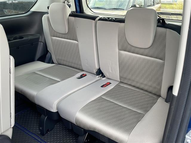 セレナ ハイウェイスター 純正9インチナビ 純正フリップダウンモニター プロパイロット デジタルインナーミラー アラウンドビューモニター パーキングアシスト ETC LEDヘッドライト(30枚目)