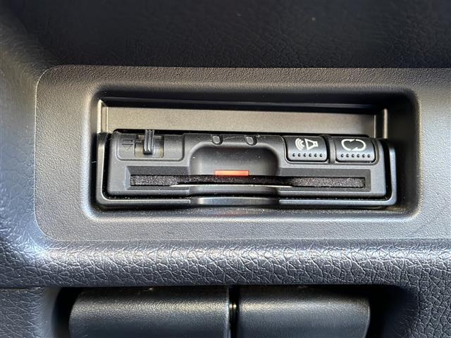 エクストレイル 20Xi エクストリーマーX 後席モニター 純正9インチナビ 全方位カメラ フルセグTV プロパイロット LEDライト デジタルインナーミラー 全席シートヒーター エマージェンシーブレーキ 前後ドラレコ スマートキー ETC(15枚目)