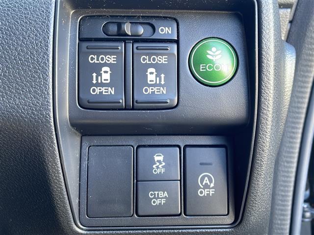 オデッセイ アブソルート　純正ナビ　ＤＴＶ　バックカメラ　フリップダウンモニター　両側パワースライドドア　ＥＴＣ　スタッドレスタイヤ積み込み（16枚目）