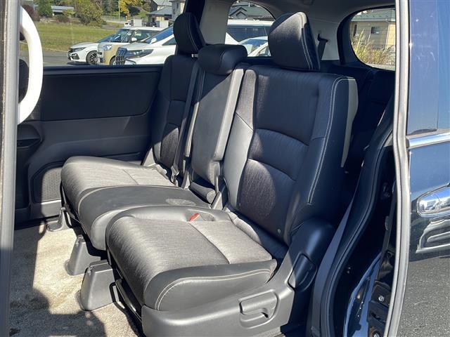 オデッセイ アブソルート　純正ナビ　ＤＴＶ　バックカメラ　フリップダウンモニター　両側パワースライドドア　ＥＴＣ　スタッドレスタイヤ積み込み（29枚目）