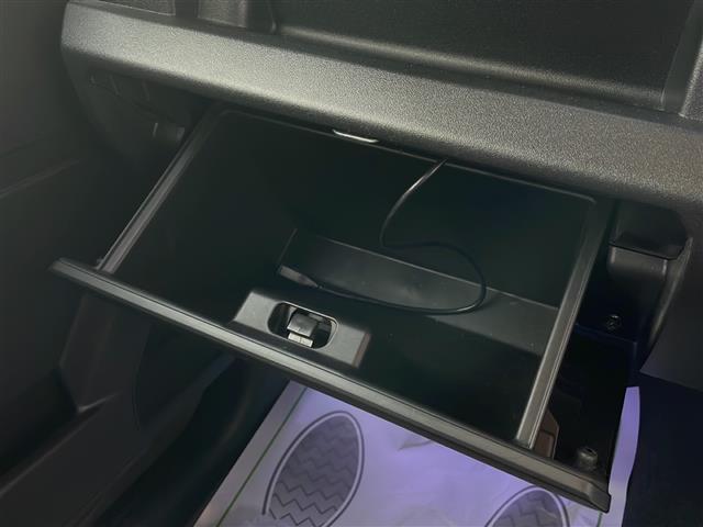 ジムニー ＸＣ　１オーナー　社外ナビ　ＴＶ　ＢＴ　バックカメラ　ＥＴＣ　クルコン　シートヒーター（22枚目）