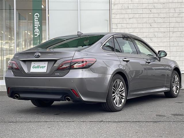 クラウンハイブリッド S Four 純正ナビ フルセグテレビ バックカメラ シートヒーター パワーシート ビルトインETC AC100V電源 トヨタセーフティセンス ハーフレザーシート 純正アルミホイール 純正フロアマット 保証書(32枚目)