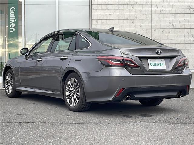 クラウンハイブリッド S Four 純正ナビ フルセグテレビ バックカメラ シートヒーター パワーシート ビルトインETC AC100V電源 トヨタセーフティセンス ハーフレザーシート 純正アルミホイール 純正フロアマット 保証書(41枚目)