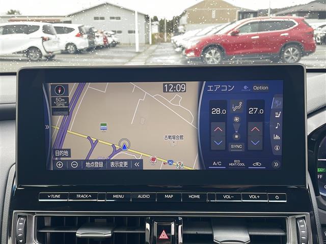 【　ナビゲーション　】ナビゲーションシステム装備なので不慣れな場所へのドライブも快適にして頂けます♪