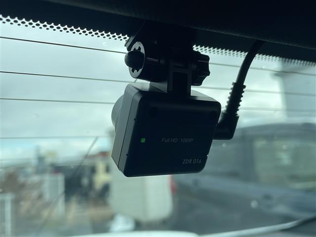 【ドライブレコーダー】後ろにも装着！！安心してドライブしていただくことが可能になります！！