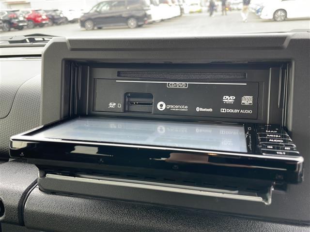 ジムニーシエラ ＪＣ　純正ＳＤナビ　純正マットガード　フルセグＴＶ　Ｂｌｕｅｔｏｏｔｈ接続　クルーズコントロール　ビルトインＥＴＣ　前席シートヒーター　背面タイヤ　横滑り防止機能　衝突軽減ブレーキ　レーンキープアシスト（17枚目）