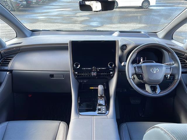 アルファードハイブリッド Ｚ　寒冷地仕様　積込夏タイヤ付純正１８インチＡＷ　全方位カメラ　後席モニター　電動リアゲート　純正メモリナビ　トヨタチームメイト　純正エンジンスターター　ワンオーナー　禁煙車　両側電動ドア　スペアキー有（2枚目）