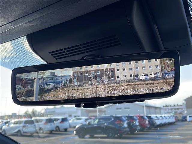 アルファードハイブリッド Ｚ　寒冷地仕様　積込夏タイヤ付純正１８インチＡＷ　全方位カメラ　後席モニター　電動リアゲート　純正メモリナビ　トヨタチームメイト　純正エンジンスターター　ワンオーナー　禁煙車　両側電動ドア　スペアキー有（22枚目）