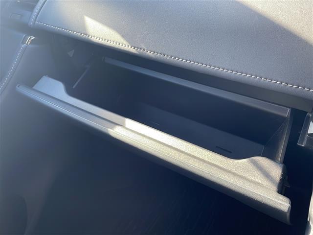 アルファードハイブリッド Ｚ　寒冷地仕様　積込夏タイヤ付純正１８インチＡＷ　全方位カメラ　後席モニター　電動リアゲート　純正メモリナビ　トヨタチームメイト　純正エンジンスターター　ワンオーナー　禁煙車　両側電動ドア　スペアキー有（24枚目）