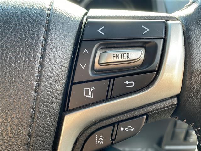 ランドクルーザープラド TX Lパッケージ・ブラックエディション ワンオーナー サンルーフ 9インチアルパインナビ ETC トヨタセーフティセンス レザーシート フルセグTV バックカメラ ルーフレール LEDヘッドライト 禁煙車 スマートキー 追従クルコン(10枚目)