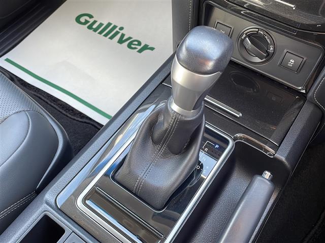 ランドクルーザープラド TX Lパッケージ・ブラックエディション ワンオーナー サンルーフ 9インチアルパインナビ ETC トヨタセーフティセンス レザーシート フルセグTV バックカメラ ルーフレール LEDヘッドライト 禁煙車 スマートキー 追従クルコン(15枚目)