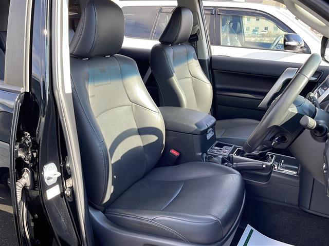 ランドクルーザープラド TX Lパッケージ・ブラックエディション ワンオーナー サンルーフ 9インチアルパインナビ ETC トヨタセーフティセンス レザーシート フルセグTV バックカメラ ルーフレール LEDヘッドライト 禁煙車 スマートキー 追従クルコン(27枚目)