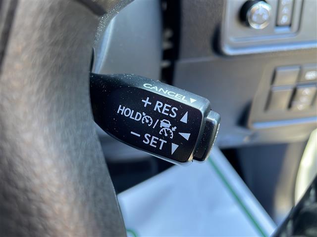 ランドクルーザープラド TX Lパッケージ 純正9インチナビ ムーンルーフ レーダークルコン トヨタセーフティセンス バックカメラ フルセグTV LEDヘッドライト ブラックルーフレール クリアランスソナー シートヒーター&ベンチレーション(11枚目)