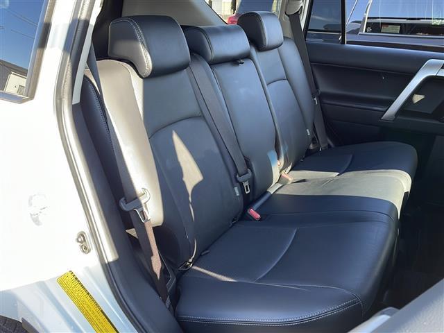 ランドクルーザープラド TX Lパッケージ 純正9インチナビ ムーンルーフ レーダークルコン トヨタセーフティセンス バックカメラ フルセグTV LEDヘッドライト ブラックルーフレール クリアランスソナー シートヒーター&ベンチレーション(28枚目)