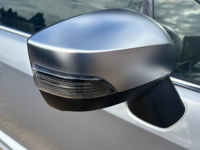 レヴォーグ １．６ＧＴ－Ｓアイサイト　純正ナビ　フルセグＴＶ　バックカメラ　サイドカメラ　ＥＴＣ　ブラインドスポットモニター　衝突被害軽減ブレーキ　シートヒーター　パドルシフト　レーダークルーズコントロール　クリアランスソナー（12枚目）