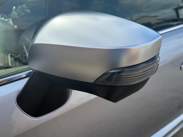 レヴォーグ １．６ＧＴ－Ｓアイサイト　純正ナビ　フルセグＴＶ　バックカメラ　サイドカメラ　ＥＴＣ　ブラインドスポットモニター　衝突被害軽減ブレーキ　シートヒーター　パドルシフト　レーダークルーズコントロール　クリアランスソナー（13枚目）