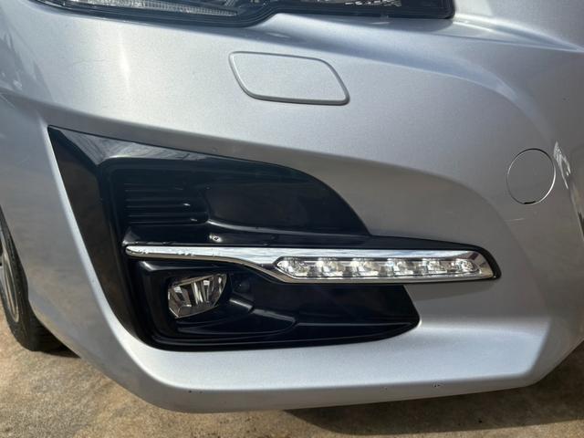 レヴォーグ １．６ＧＴ－Ｓアイサイト　純正ナビ　フルセグＴＶ　バックカメラ　サイドカメラ　ＥＴＣ　ブラインドスポットモニター　衝突被害軽減ブレーキ　シートヒーター　パドルシフト　レーダークルーズコントロール　クリアランスソナー（17枚目）