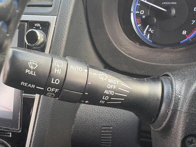 レヴォーグ １．６ＧＴ－Ｓアイサイト　純正ナビ　フルセグＴＶ　バックカメラ　サイドカメラ　ＥＴＣ　ブラインドスポットモニター　衝突被害軽減ブレーキ　シートヒーター　パドルシフト　レーダークルーズコントロール　クリアランスソナー（32枚目）