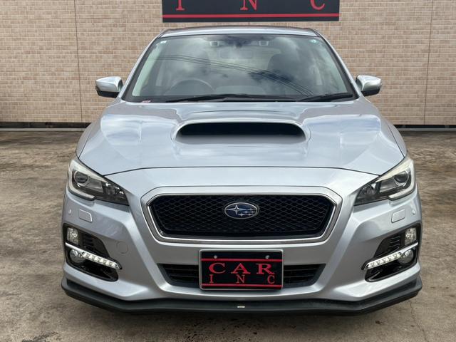 レヴォーグ ２．０ＧＴ－Ｓアイサイト　ＳＴＩエアロ　純正ナビ　バックカメラ　レザーシート　シートヒーター　衝突被害軽減ブレーキ　レーダークルーズコントロール　コーナーセンサー　ＥＴＣ　パドルシフト　ＬＥＤヘッドライト　純正アルミ（4枚目）