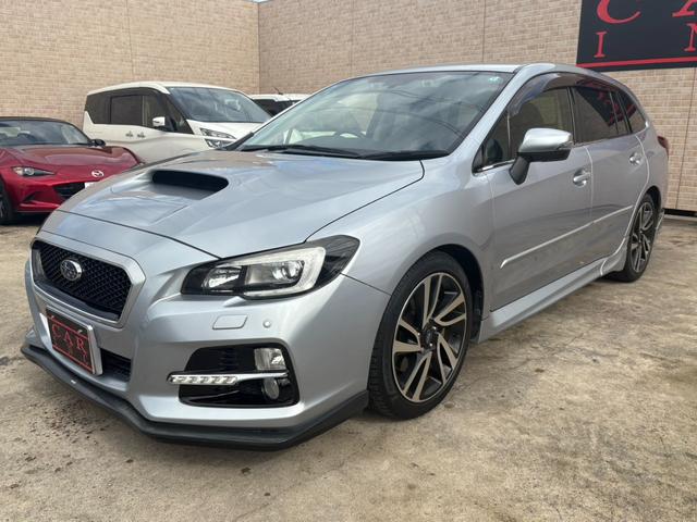 レヴォーグ ２．０ＧＴ－Ｓアイサイト　ＳＴＩエアロ　純正ナビ　バックカメラ　レザーシート　シートヒーター　衝突被害軽減ブレーキ　レーダークルーズコントロール　コーナーセンサー　ＥＴＣ　パドルシフト　ＬＥＤヘッドライト　純正アルミ（6枚目）