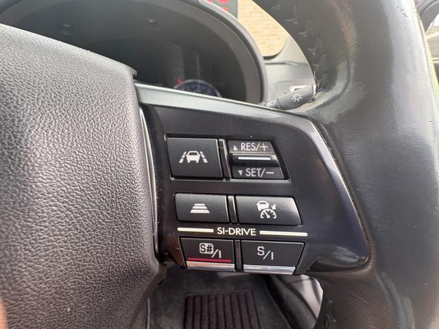 レヴォーグ ２．０ＧＴ－Ｓアイサイト　ＳＴＩエアロ　純正ナビ　バックカメラ　レザーシート　シートヒーター　衝突被害軽減ブレーキ　レーダークルーズコントロール　コーナーセンサー　ＥＴＣ　パドルシフト　ＬＥＤヘッドライト　純正アルミ（26枚目）