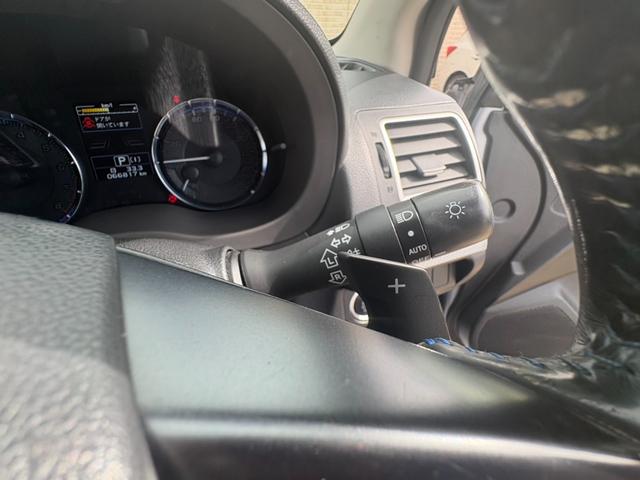 レヴォーグ ２．０ＧＴ－Ｓアイサイト　ＳＴＩエアロ　純正ナビ　バックカメラ　レザーシート　シートヒーター　衝突被害軽減ブレーキ　レーダークルーズコントロール　コーナーセンサー　ＥＴＣ　パドルシフト　ＬＥＤヘッドライト　純正アルミ（29枚目）