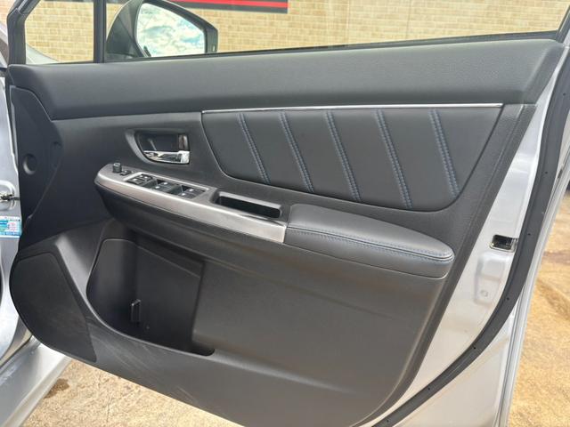 レヴォーグ ２．０ＧＴ－Ｓアイサイト　ＳＴＩエアロ　純正ナビ　バックカメラ　レザーシート　シートヒーター　衝突被害軽減ブレーキ　レーダークルーズコントロール　コーナーセンサー　ＥＴＣ　パドルシフト　ＬＥＤヘッドライト　純正アルミ（54枚目）