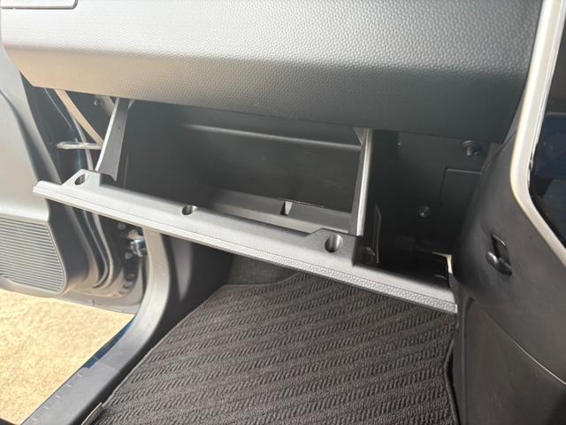 ルーミー カスタムG S ワンオーナー 両側パワースライドドア 純正ナビ バックカメラ クルーズコントロール ETC 純正アルミ LEDヘッドライト(32枚目)