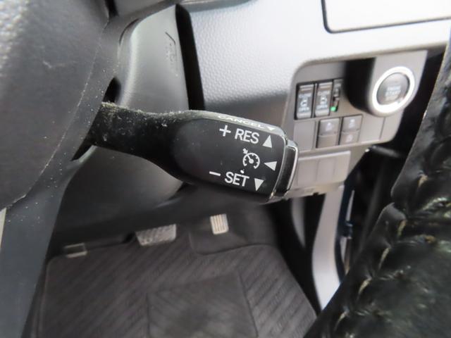 ルーミー カスタムＧ－Ｔ　純正ナビ　フルセグＴＶ　バックカメラ　両側パワースライドドア　クルーズコントロール　衝突被害軽減ブレーキ　車線逸脱警報　アイドリングストップ　プッシュスタート　ビルトＥＴＣ　ＬＥＤヘッドライト（15枚目）