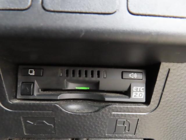 ルーミー カスタムＧ－Ｔ　純正ナビ　フルセグＴＶ　バックカメラ　両側パワースライドドア　クルーズコントロール　衝突被害軽減ブレーキ　車線逸脱警報　アイドリングストップ　プッシュスタート　ビルトＥＴＣ　ＬＥＤヘッドライト（16枚目）