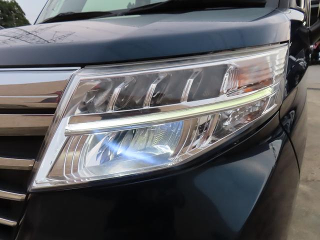 ルーミー カスタムＧ－Ｔ　純正ナビ　フルセグＴＶ　バックカメラ　両側パワースライドドア　クルーズコントロール　衝突被害軽減ブレーキ　車線逸脱警報　アイドリングストップ　プッシュスタート　ビルトＥＴＣ　ＬＥＤヘッドライト（18枚目）