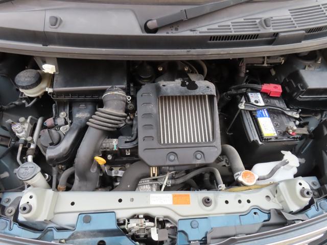 ルーミー カスタムＧ－Ｔ　純正ナビ　フルセグＴＶ　バックカメラ　両側パワースライドドア　クルーズコントロール　衝突被害軽減ブレーキ　車線逸脱警報　アイドリングストップ　プッシュスタート　ビルトＥＴＣ　ＬＥＤヘッドライト（19枚目）