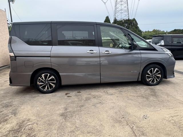 セレナ ハイウェイスターV LEDライト フォグランプ オートライト クルーズコントロール ブラインドスポットモニター 左右パワースライドドア ETC 純正メモリーナビ フルセグ Bluetooth アラウンドビュー Bカメラ(22枚目)