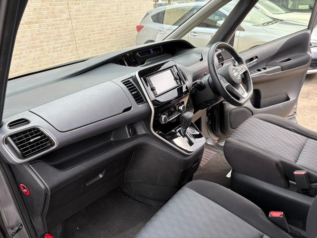 セレナ ハイウェイスターV LEDライト フォグランプ オートライト クルーズコントロール ブラインドスポットモニター 左右パワースライドドア ETC 純正メモリーナビ フルセグ Bluetooth アラウンドビュー Bカメラ(63枚目)