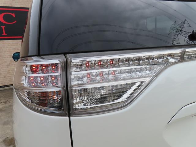 エスティマ アエラス 両側パワースライドドア クルーズコントロール 純正8インチナビ フルセグTV フリップダウンモニター バックカメラ ビルトETC 横滑り防止 リヤクーラー HIDヘッドライト 純正アルミ(32枚目)