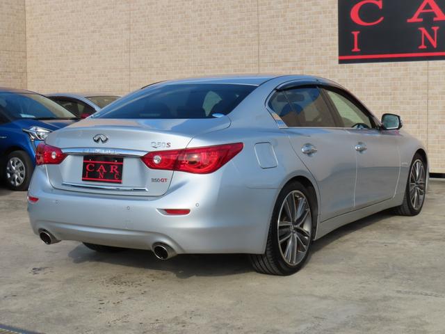 スカイライン 350GT ハイブリッド タイプSP レザーシート シートヒーター パワーシート メーカーナビ アラウンドビューモニター レーダークルーズコントロール 衝突被害軽減ブレーキ ブラインドスポットモニター LEDヘッドライト ETC 本木目(3枚目)